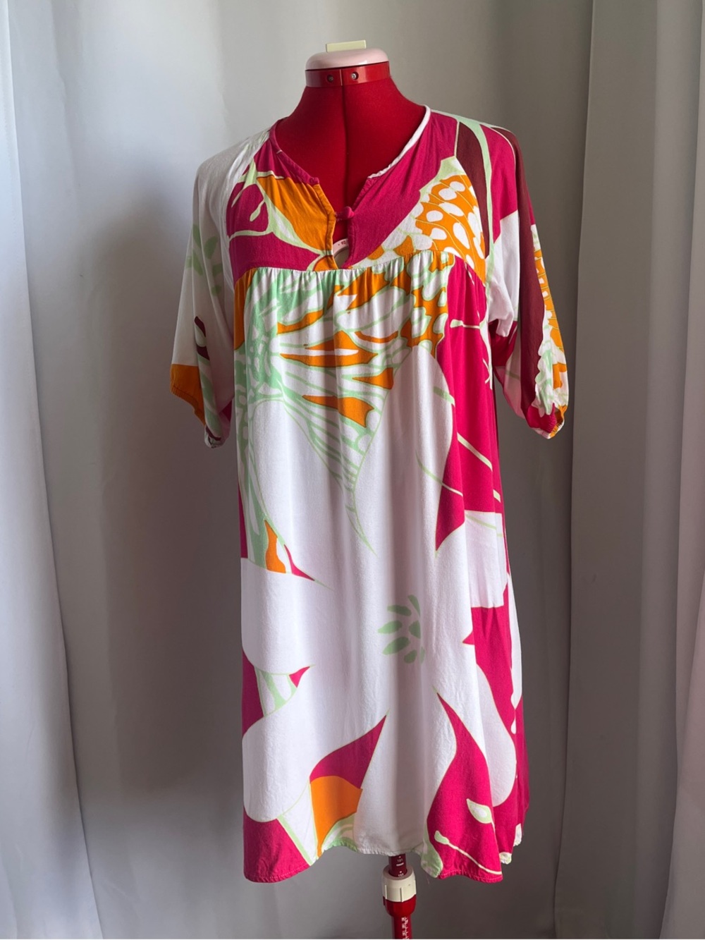 Bright Pink & White Floral V-Neck Tunic Dress